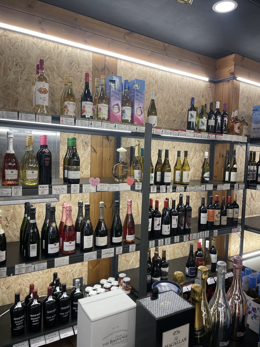 고래맥주창고 이대점 사진 4