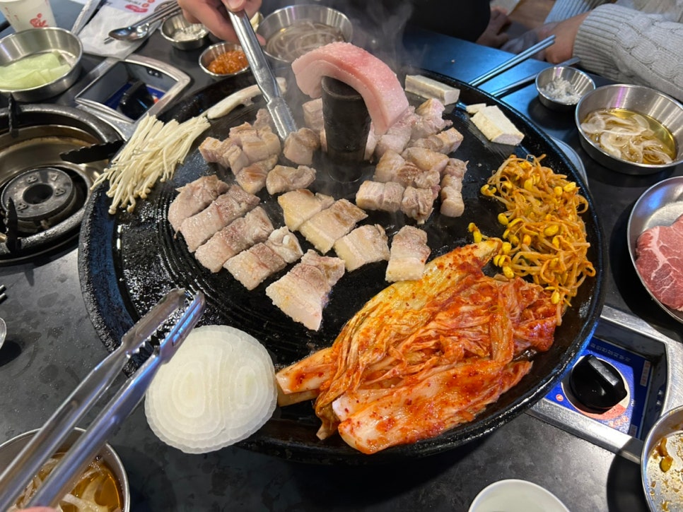 훈솥삼솥뚜껑삼겹살 부천직영점 사진 6