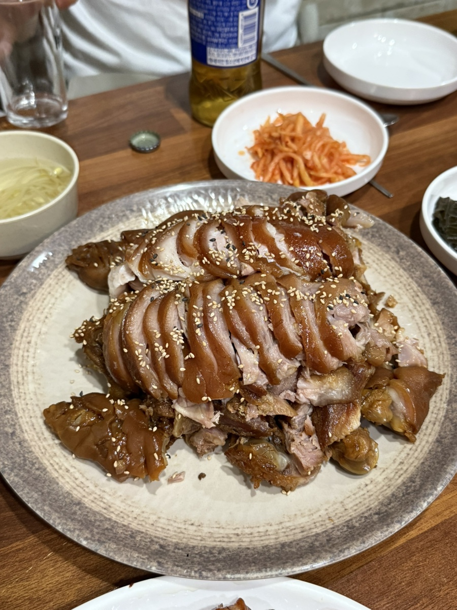 명성왕족발 신원점 사진 5