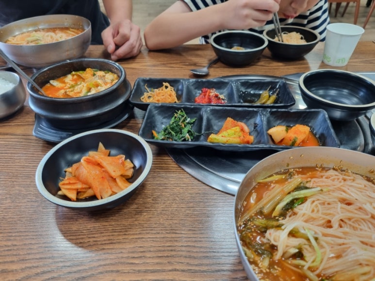 사랑방생삼겹살전문 이미지