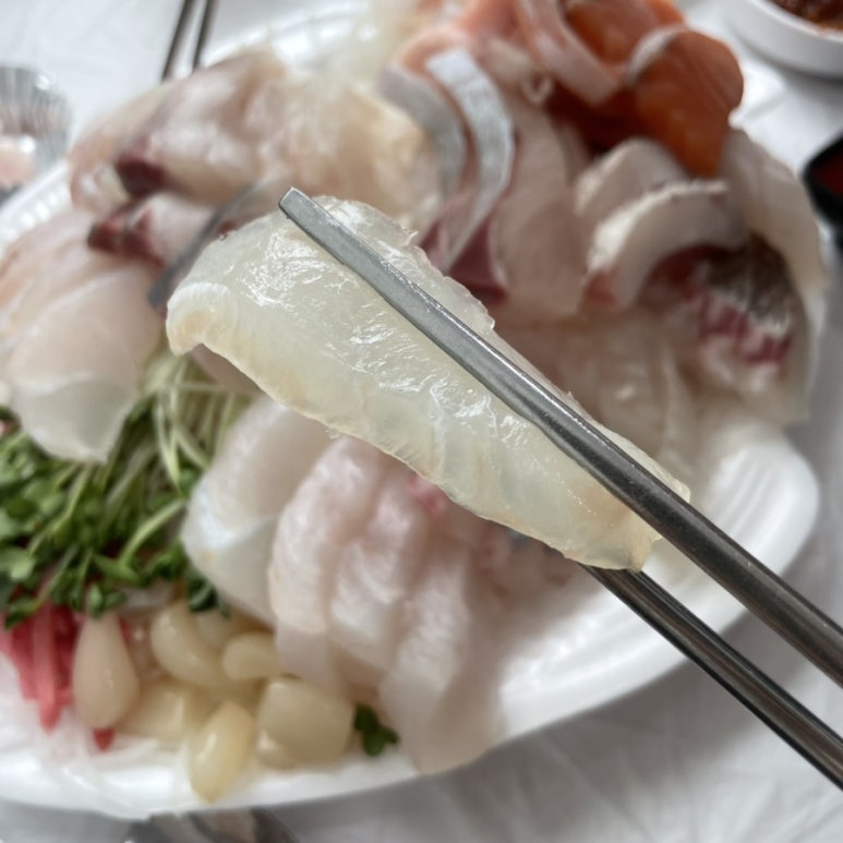 강변식당 사진 5