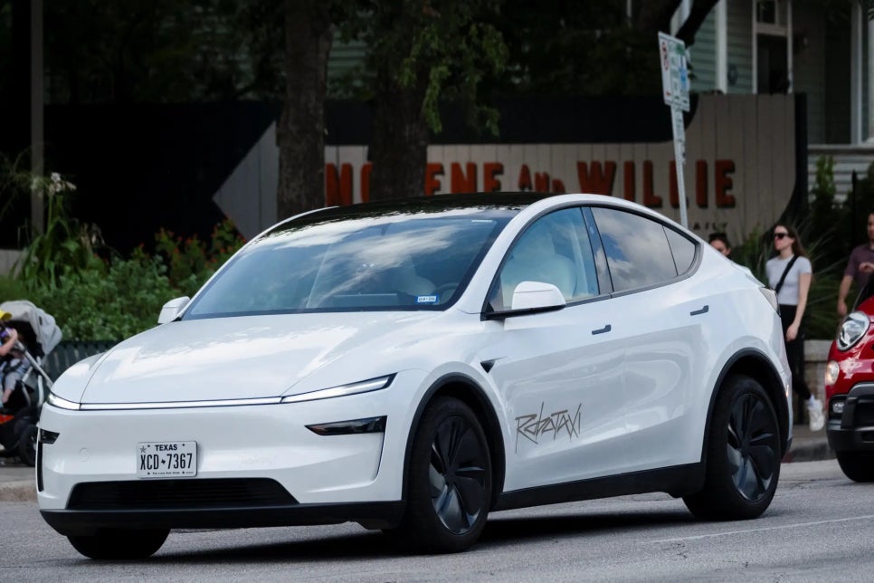 GM Cruise VS 테슬라 Cybercab "GM은 접었다, 테슬라는 달린다… 2025 로보택시 전쟁의 승자는?" 이미지 5