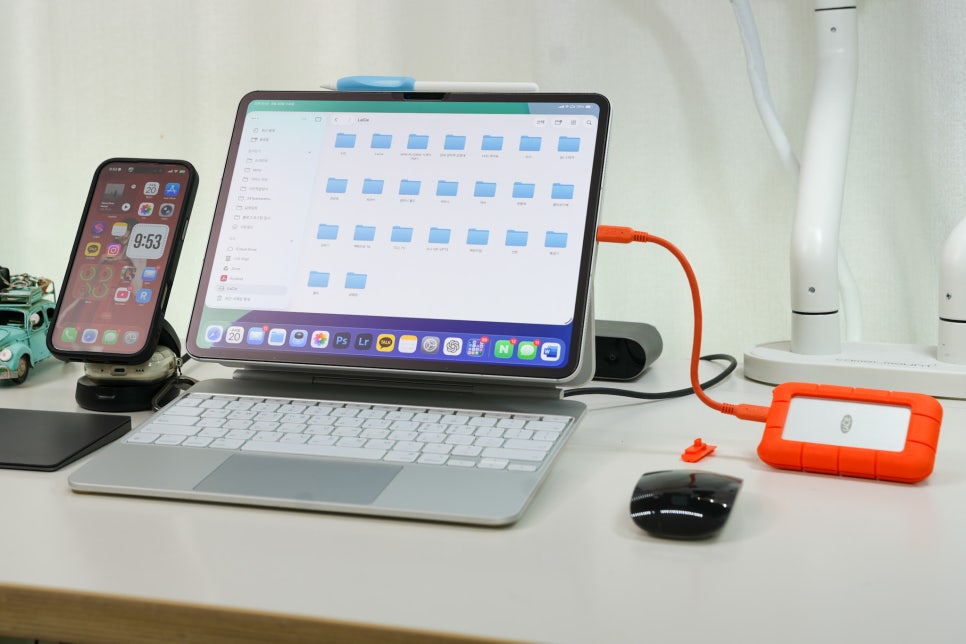 LaCie Rugged Mini SSD, 썬더볼트 4지원으로 아이패드 프로와 맥북 프로 백업용 외장 SSD 하드 추천 이미지 3
