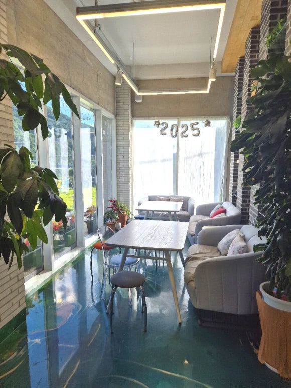 리버페리카페 이미지