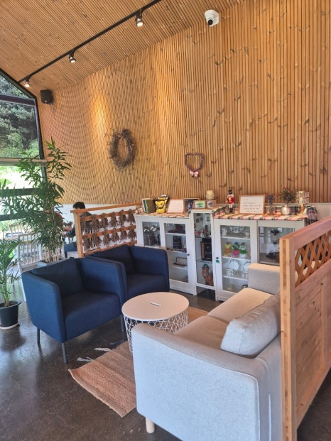 카페 보라길 이미지