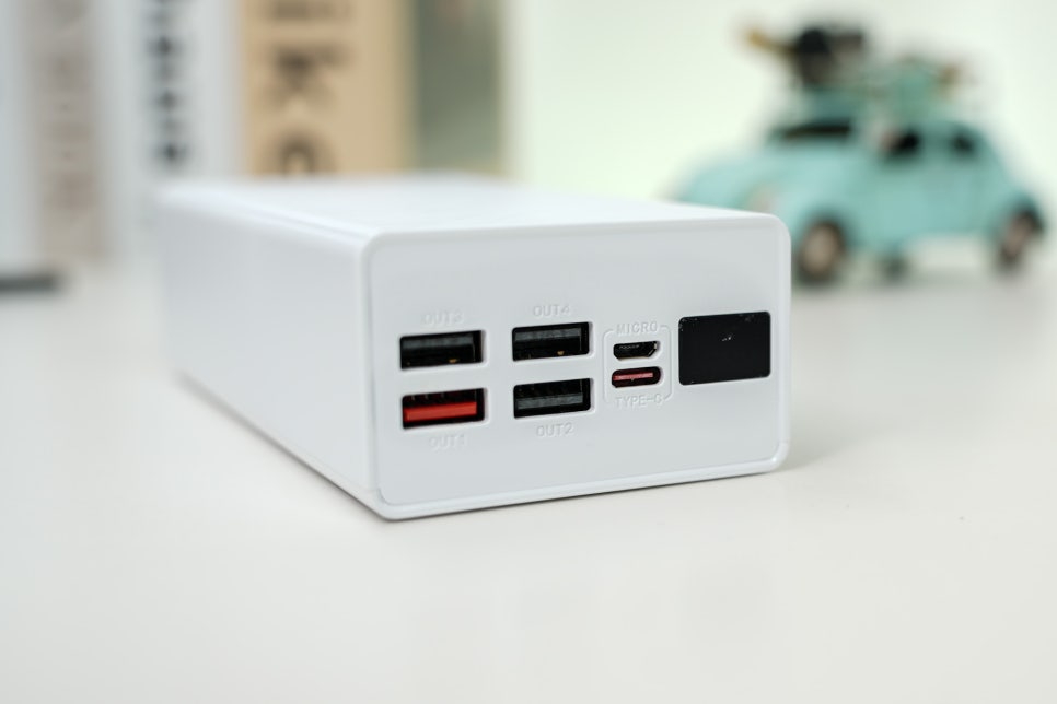 책상에서 더 편리한 충전,  "맘모스 30,000mAh 고용량 고속충전 보조배터리추천? 이미지 7