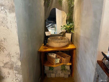 사막여우 로스터리카페 이미지