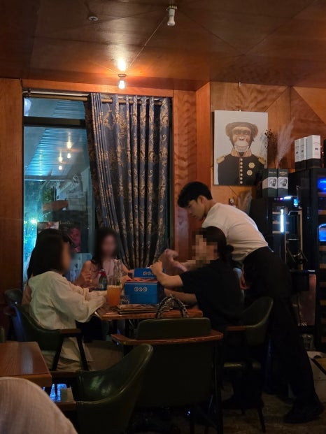 매드나이트 사진 5