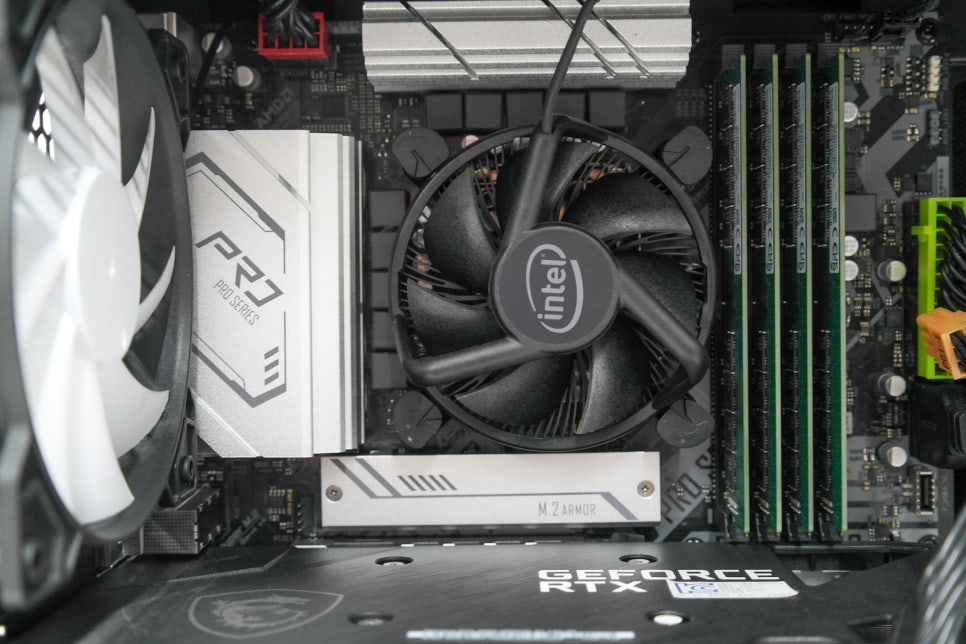 전문가용 워크스테이션급 PC가 필요하시다면 중고 조립PC 추천, 디테크 몰에서 볼 수 있는 i7-10700 & RTX3060 이미지 6