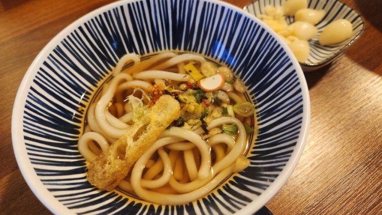 최지훈스시 이미지