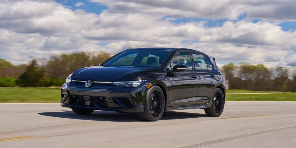 “25주년의 절정” 2027 폭스바겐 골프 R, 내연기관의 마지막 전설이 될 수 있을까? 이미지 2
