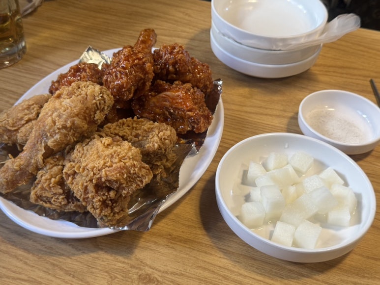 썬더치킨 광희동점 사진 6