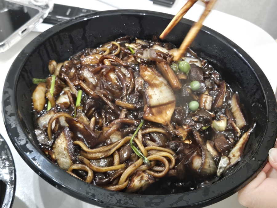짜장전설 사진