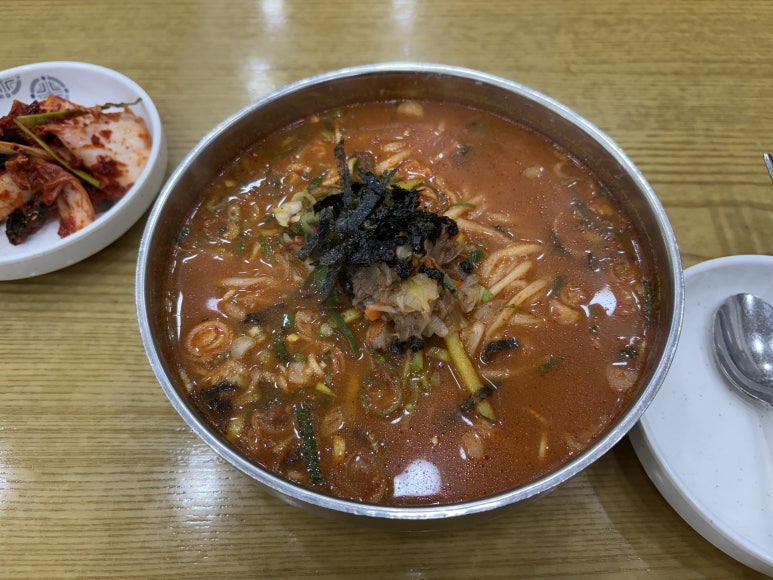 명동곰국시봉평막국수 사진 4