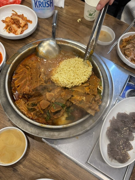 청년감자탕 송파 본점 사진 6