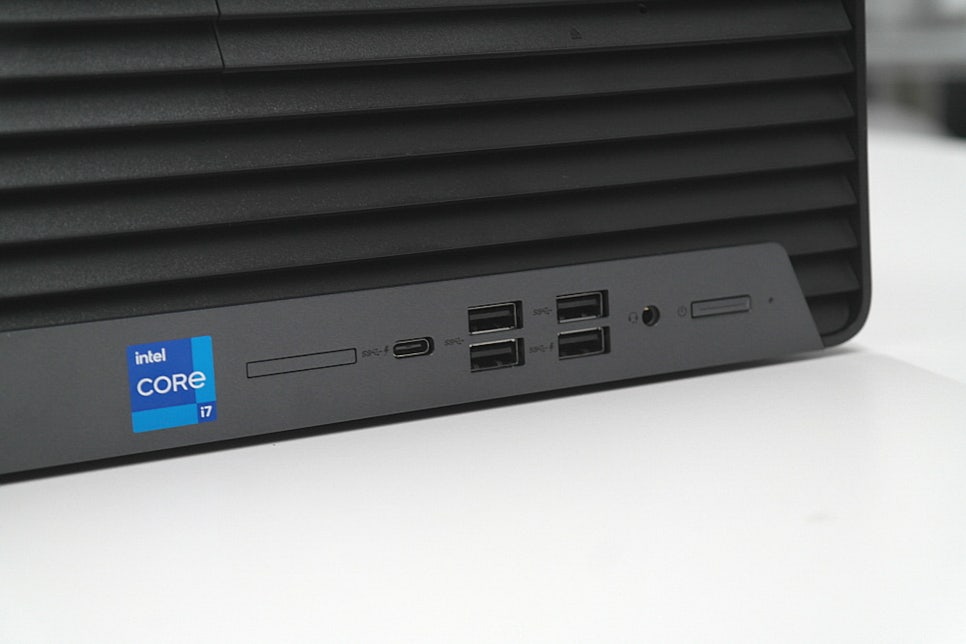 디테크 중고 브랜드 PC 추천, HP EliteDesk 800 G8 SFF i7-11700 – 신뢰와 성능을 동시에 이미지 4