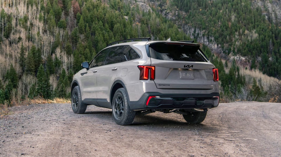 패밀리 SUV 최강자? 풀체인지 소식이 있는 기아 2026 쏘렌토 하이브리드 vs 전통의 토요타 하이랜더, 이미지 4