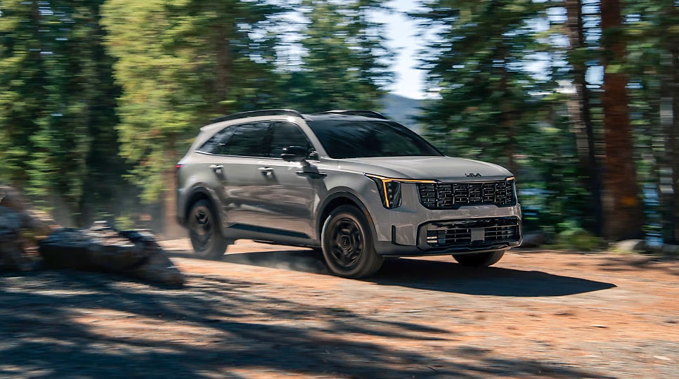패밀리 SUV 최강자? 풀체인지 소식이 있는 기아 2026 쏘렌토 하이브리드 vs 전통의 토요타 하이랜더, 이미지 6