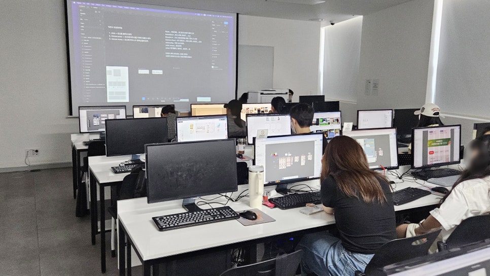 웹디자인학원 실습 교육 후기: 커리큘럼과 자격증 대비 — 사진 5