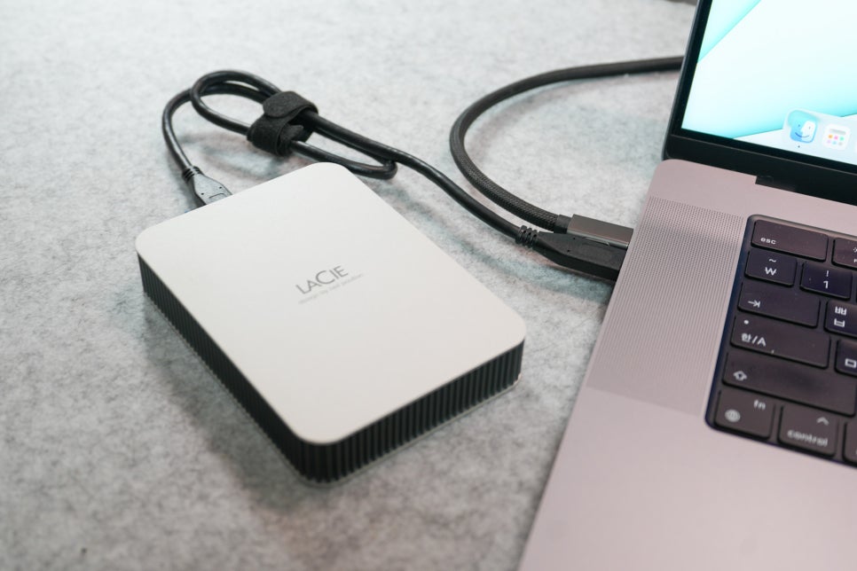 맥북프로 16인치 포토블 모바일 드라이브, 라씨 LaCie Mobile Drive USB-C 외장 SSD 하드 추천 이미지 10