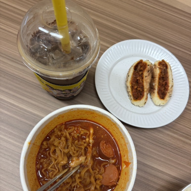메가MGC커피 수원매탄점 사진 3