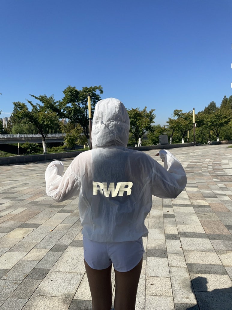 러닝 바람막이 RWR 런위더 V2 데일리까지 완벽 : 네이버 블로그