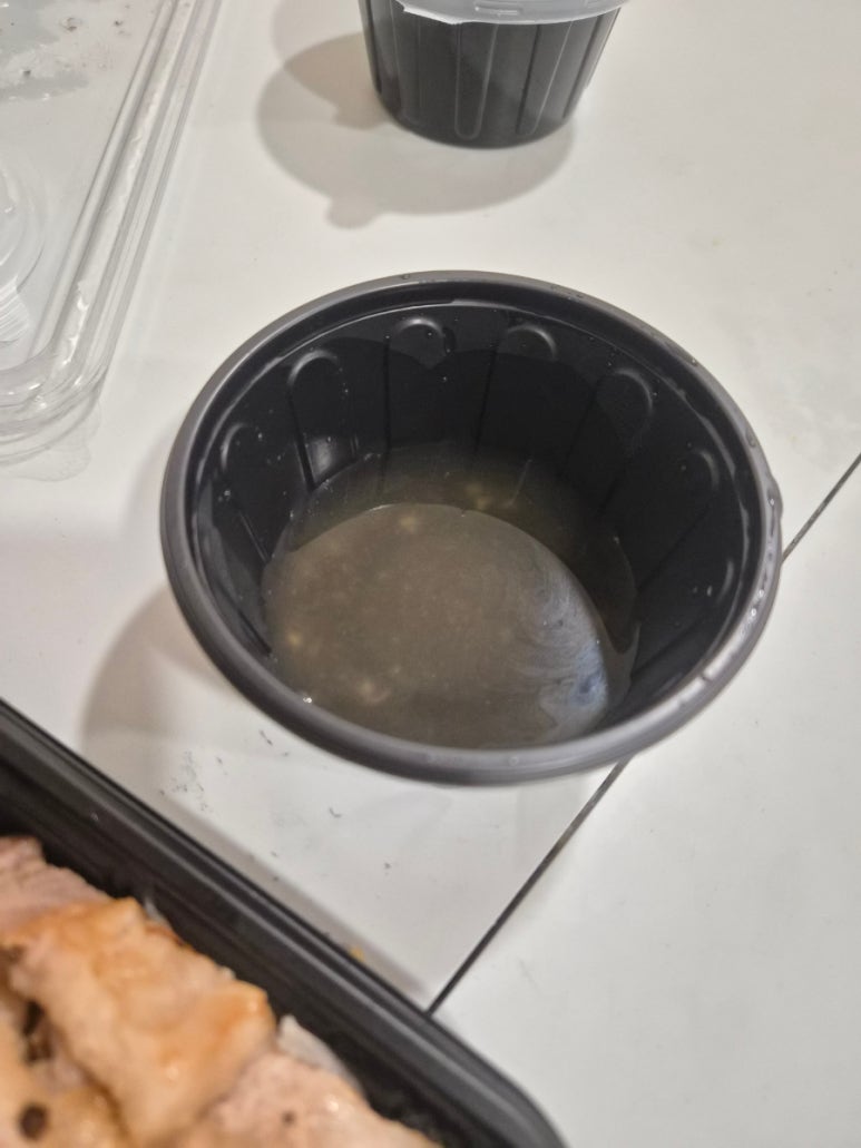 무국적식탁 홍대점 사진 8