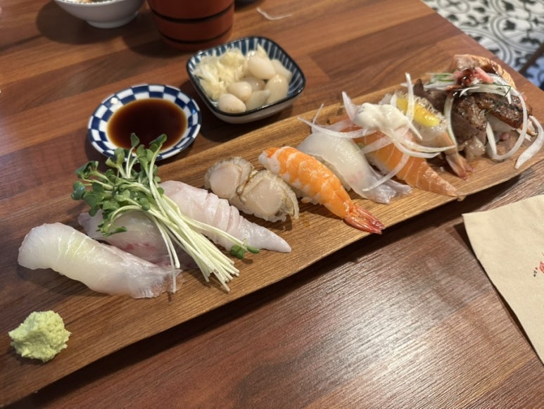 최지훈스시 이미지