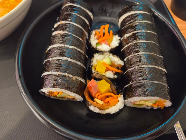 싸다김밥 남부터미널역점 사진 6