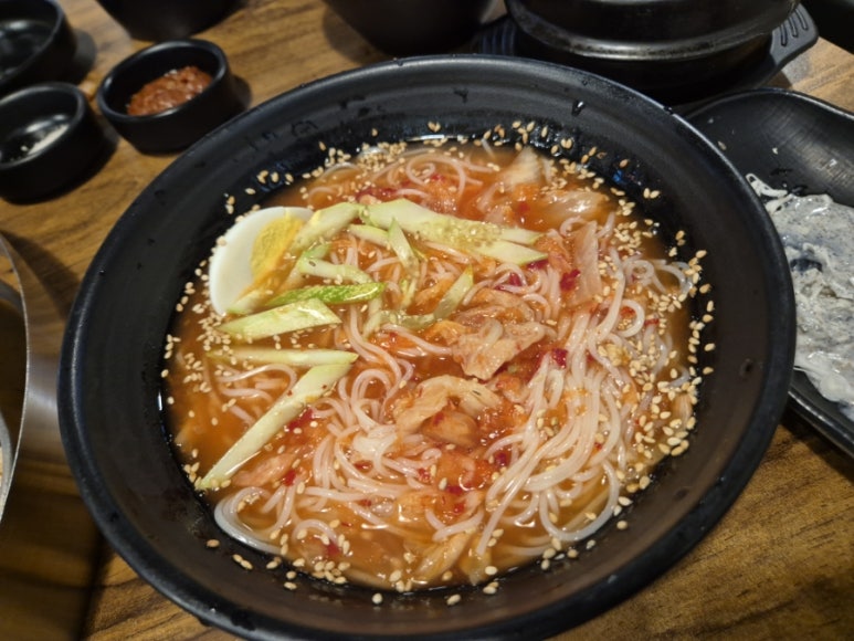 육갑식당 송파문정점 사진 8