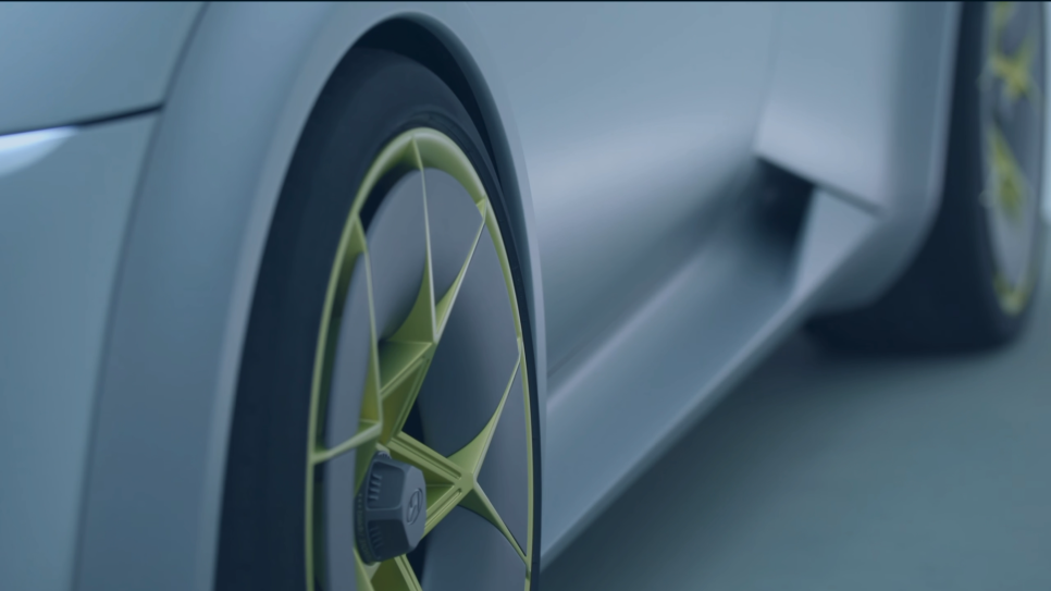 현대 Concept THREE, IAA Mobility 2025에서 공개된 새로운 전기차 비전 이미지 11