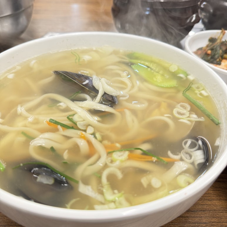 명품 칼국수 사진 8