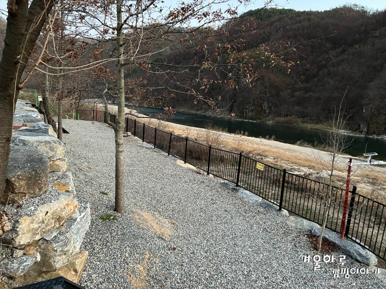 김삿갓삿갓 쉼터 이미지