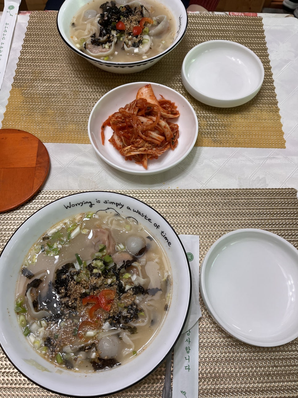 명품칼국수 이미지