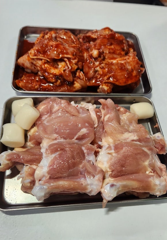 닭고집 숯불 닭갈비 이미지