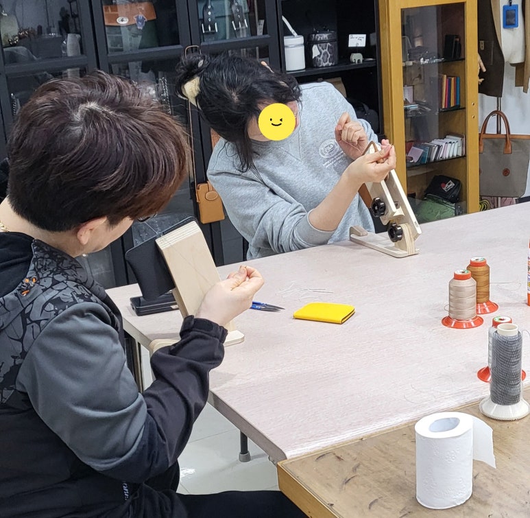 클로토가죽공방 이미지