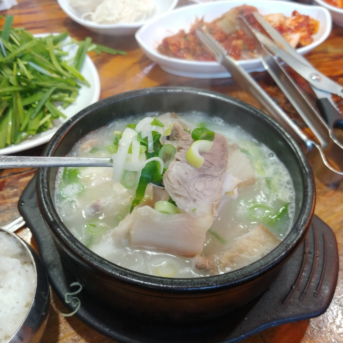 오가네돼지국밥 이미지