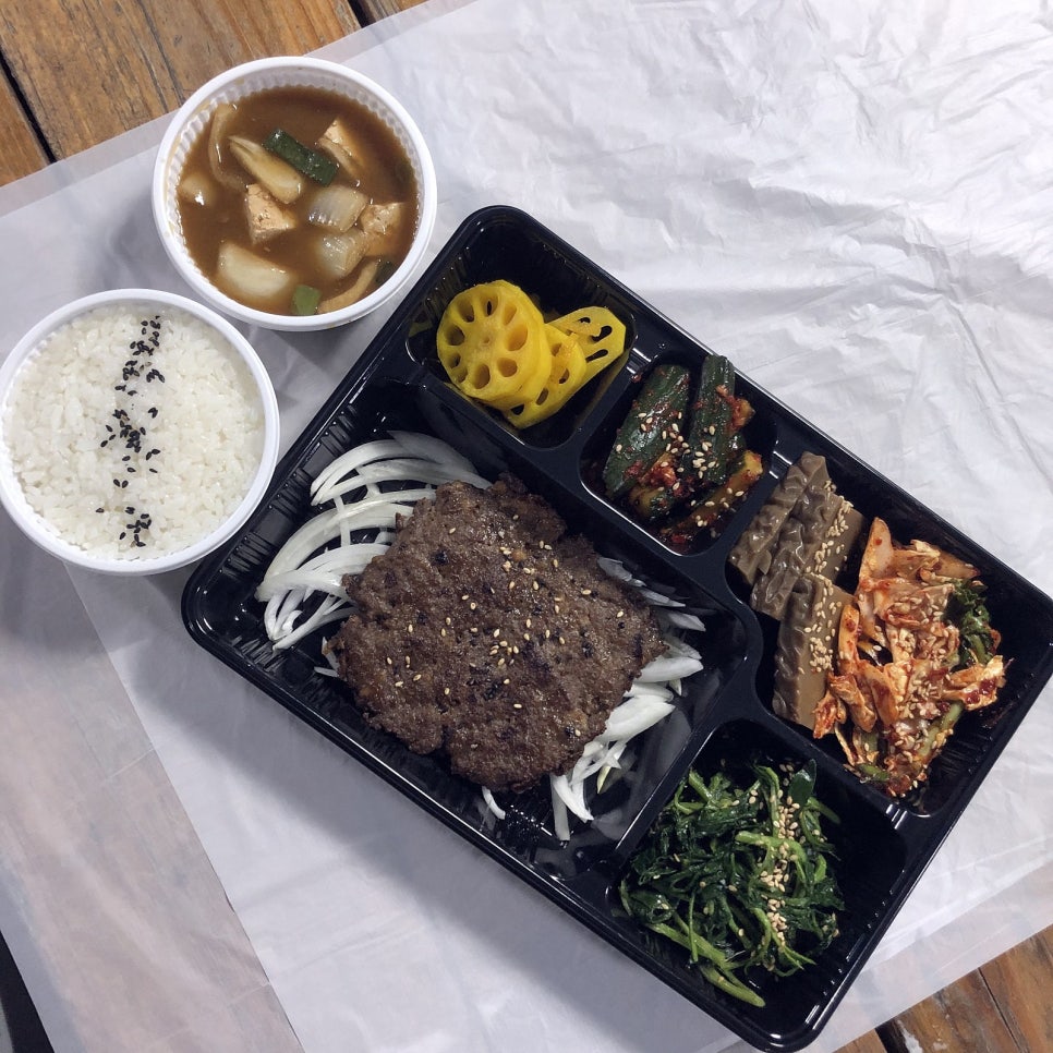떡갈비칼국수 이미지