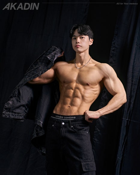 식스컷츠 이미지