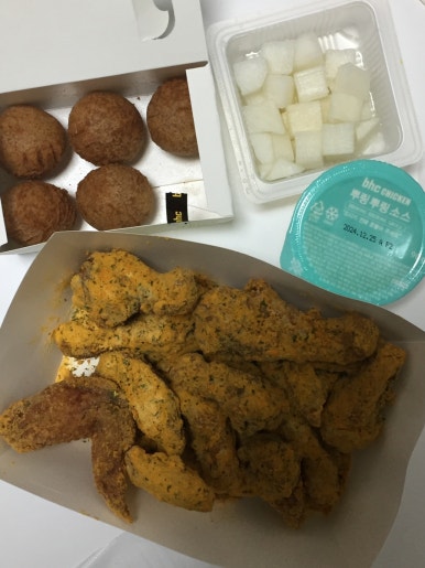비에이치씨치킨회기점 이미지