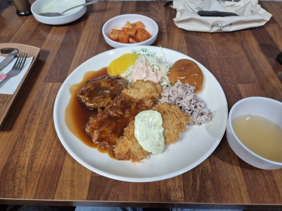 명동왕돈까스&냉면 이미지