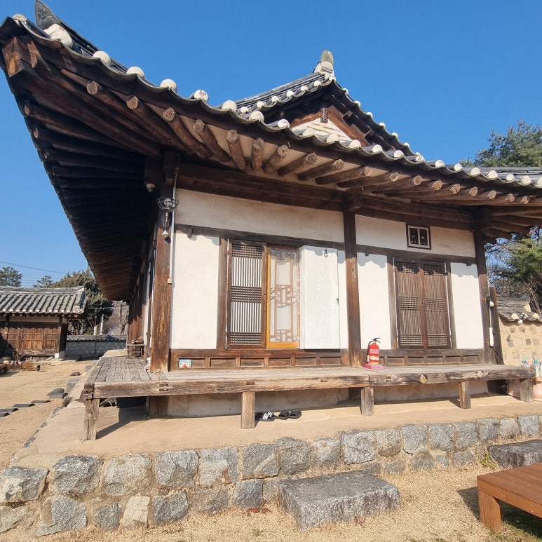 한옥숙박예쁘다 이미지