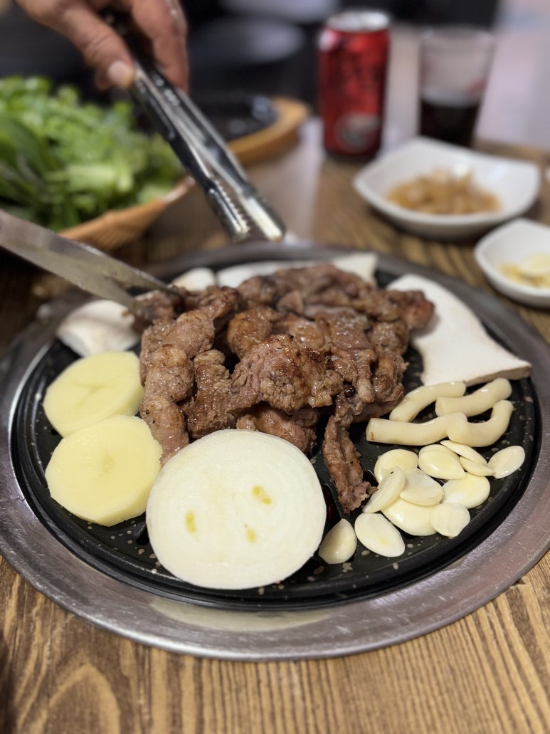 건방진오돌뼈 이미지