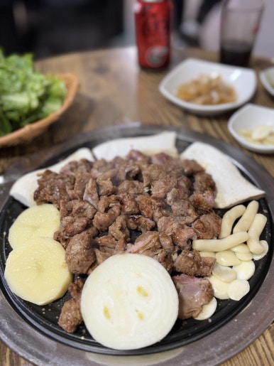 건방진오돌뼈 이미지
