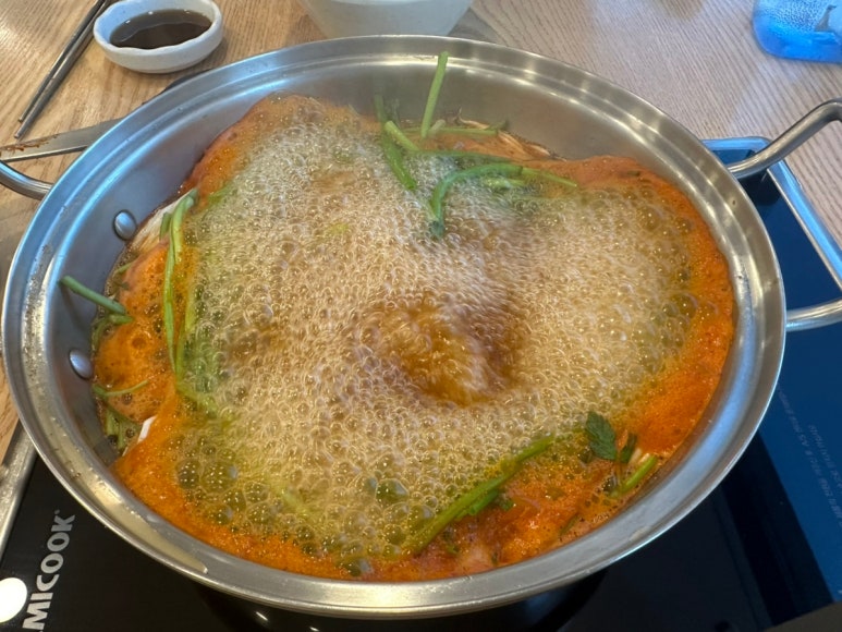 착한손샤브칼국수 이미지