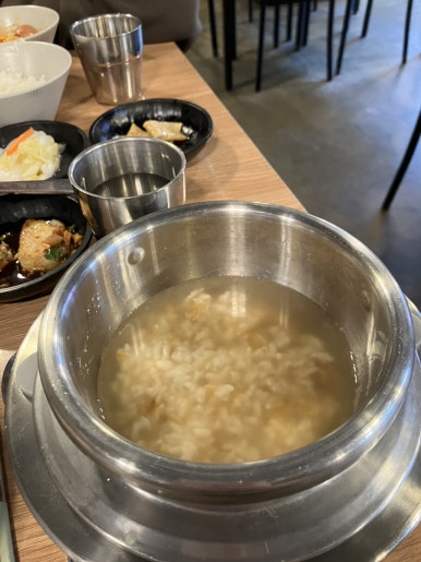 공룡부대찌개 이미지