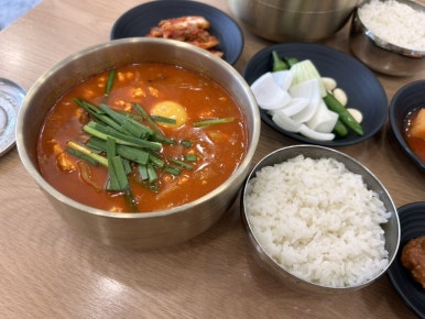 무보까국밥 신암점 이미지
