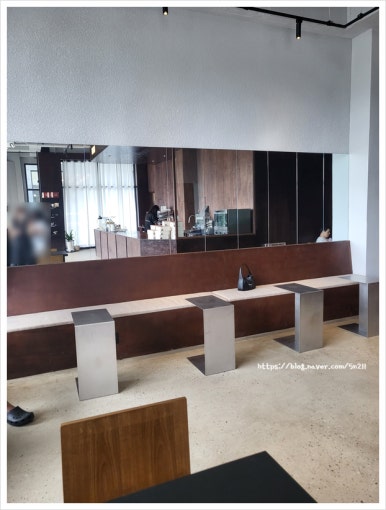 멍크커피 이미지