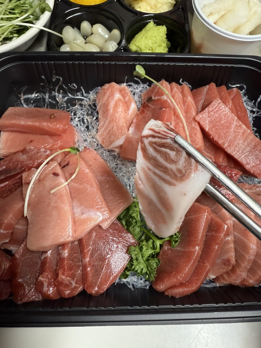 시드니참치 이미지