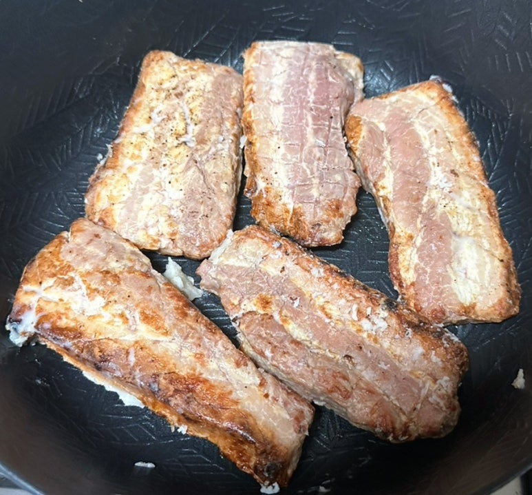 엔돌핀삼겹살 이미지